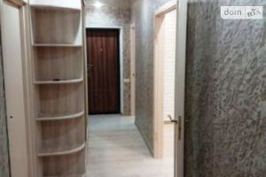 Продается 4-комнатная квартира 80 кв. м в Николаеве