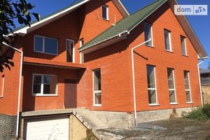 Продается дом на 2 этажа 350 кв. м с участком