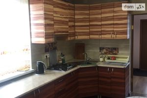 Сдается в аренду 6-комнатная квартира в Бориславе