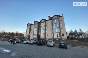 Продається 3-кімнатна квартира 138 кв. м у Хмельницькому