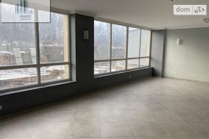 Продается помещения свободного назначения 250 кв. м в 10-этажном здании