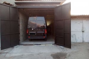 Продается место в гаражном кооперативе под бус на 28 кв. м