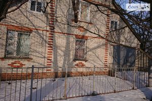Продається будинок 2 поверховий 111 кв. м з каміном