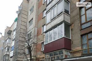 Продается 2-комнатная квартира 51 кв. м в Гайсине