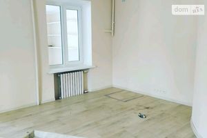 Здається в оренду нежитлове приміщення в житловому будинку 40 кв. м в 5-поверховій будівлі