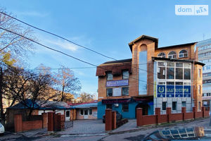 Продається приміщення вільного призначення 850 кв. м в 4-поверховій будівлі