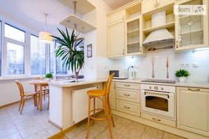 Сдается в аренду 3-комнатная квартира 90 кв. м в Киеве