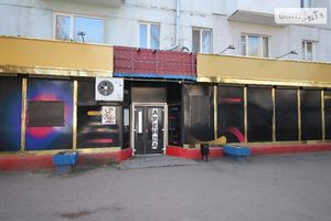 Продается нежилое помещение в жилом доме 138 кв. м в 5-этажном здании