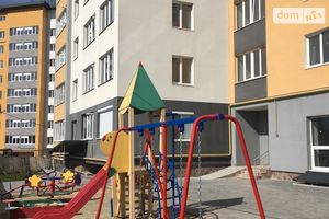 Продается 3-комнатная квартира 88 кв. м в Тернополе