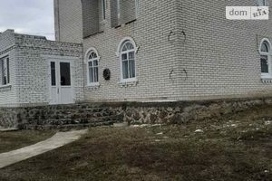 Продається будинок 2 поверховий 128 кв. м з ділянкою