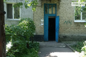 Продається 2-кімнатна квартира 40 кв. м у Добропіллі