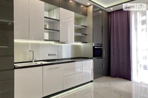 Продается 1-комнатная квартира 50 кв. м в Киеве