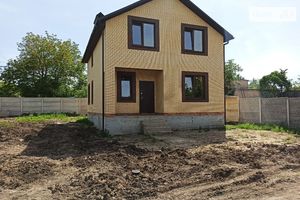 Продается дом на 2 этажа 130 кв. м с баней/сауной