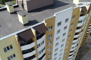 Продається 2-кімнатна квартира 63.35 кв. м у Чернігові