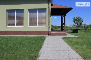 Продается дом на 2 этажа 220 кв. м с верандой