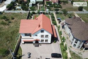 Продается дом на 2 этажа 437 кв. м с верандой
