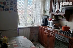Продается 4-комнатная квартира 79 кв. м в Тернополе