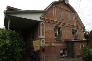Продается дом на 2 этажа 130 кв. м с подвалом