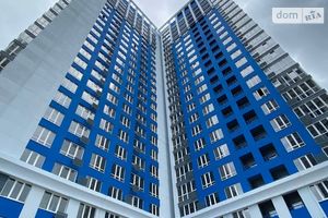 Продається 2-кімнатна квартира 61 кв. м у Одесі