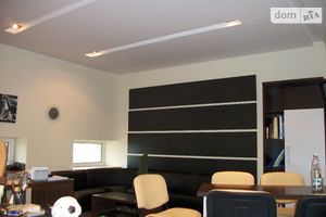 Продается офис 129 кв. м в бизнес-центре