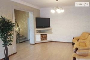 Здається в оренду будинок 3 поверховий 220 кв. м з каміном