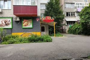 Сдается в аренду кафе, бар, ресторан 110 кв. м в 10-этажном здании