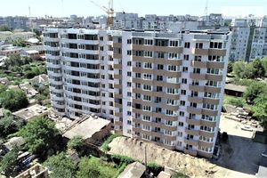 Продается 1-комнатная квартира 42.5 кв. м в Чернигове