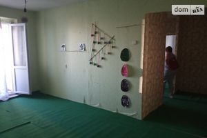 Продается 4-комнатная квартира 81 кв. м в Каменке-Бугской