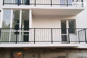 Продается нежилое помещение в жилом доме 70 кв. м в 9-этажном здании