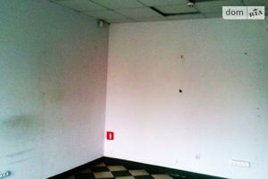 Сдается в аренду нежилое помещение в жилом доме 67 кв. м в 14-этажном здании