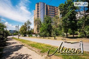 Продается 3-комнатная квартира 97.8 кв. м в Запорожье
