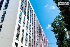 Сдается в аренду нежилое помещение в жилом доме 90 кв. м в 10-этажном здании