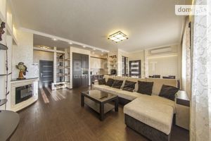 Продается 2-комнатная квартира 85 кв. м в Киеве