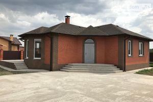 Продається одноповерховий будинок 93 кв. м з садом