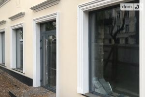Продается нежилое помещение в жилом доме 211 кв. м в 2-этажном здании