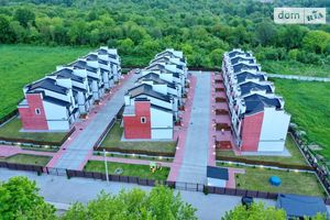 Продається будинок 3 поверховий 191.3 кв. м з ділянкою