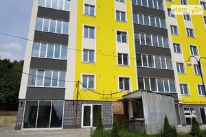 Продається 2-кімнатна квартира 75.17 кв. м у Хмельницькому