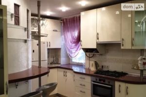 Продається 2-кімнатна квартира 45 кв. м у Одесі