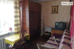 Продается 2-комнатная квартира 45 кв. м в Полтаве