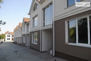 Продається будинок 2 поверховий 90 кв. м з каміном
