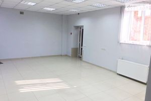 Продается офис 158.5 кв. м в нежилом помещении в жилом доме