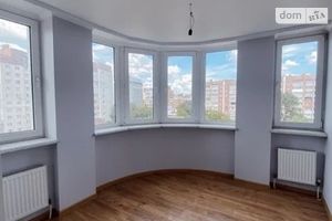 Продається 3-кімнатна квартира 120 кв. м у Хмельницькому