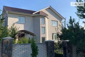 Продается дом на 2 этажа 230 кв. м с участком