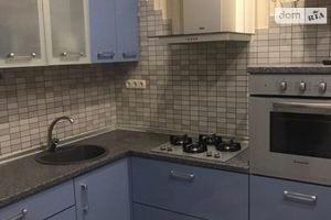 Продается 3-комнатная квартира 75 кв. м в Запорожье