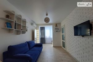 Продается 1-комнатная квартира 42 кв. м в Днепре