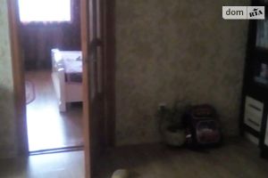 Продается дом на 2 этажа 200 кв. м с садом