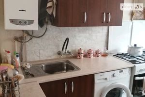 Здається в оренду кімната 25 кв. м у Львові