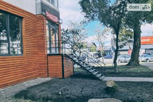 Продается нежилое помещение в жилом доме 35 кв. м в 16-этажном здании