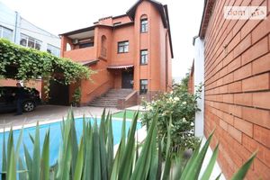 Продается дом на 2 этажа 490 кв. м с мебелью