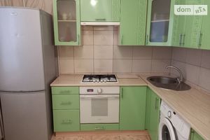 Продается 2-комнатная квартира 56.7 кв. м в Чернигове
